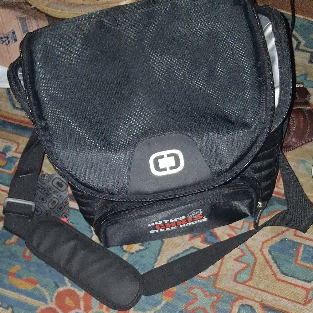 Black Insulated Cooler Bag with Shoulder Strap